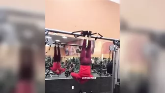 There Is Always An Impressive Person In Every Gym
