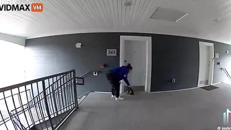 This Has To Be The Most Cranky Uber Eats Driver Ever - Video - V