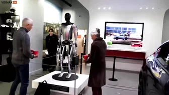 Two Elderly Disabled People Poured Latex On Tesla Optimus Prime