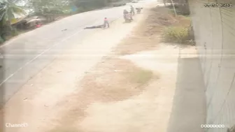 Two People Were Hit By A Motorcycle While Crossing The Road