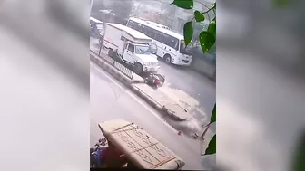 Dual-wheel Windshield Landing