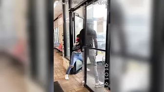 Illegal Venezuelan Immigrants Understand How Chicago Works