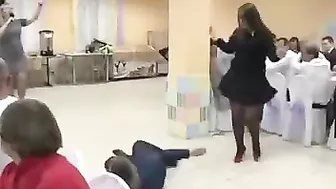 Wcgw Paid $100 For Dance Moves At Party Whatcouldgowrong