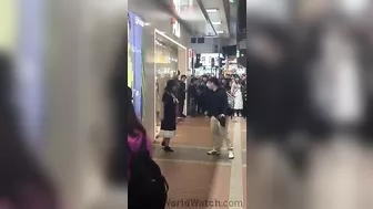 You Can't Even Take Your Girl To The Mall Because She's So Hot