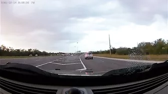 Oc An Idiot Wouldn't Tie A Wooden Chair To His Truck RIdiotsIn